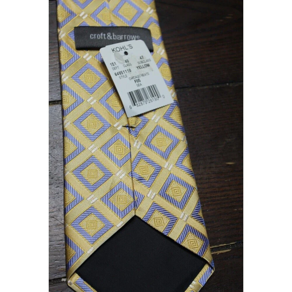 Croft & Barrow 100% Silk Yellow Adult Neck Tie NEW